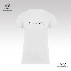 Camiseta "A casa NO" de La...